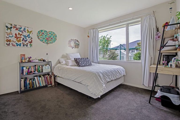 Photo of property in 21 Campion Place, Rolleston, 7614