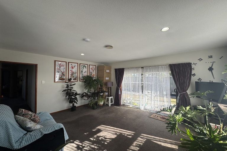 Photo of property in 2/7 Dumfries Drive, Hei Hei, Christchurch, 8042