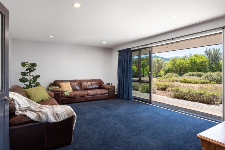 Photo of property in 8 Edgewater Place, Rarangi, Blenheim, 7273