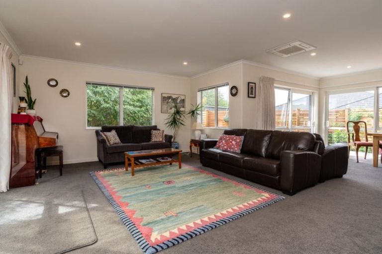 Photo of property in 10 Stace Hopper Drive, One Tree Point, 0118