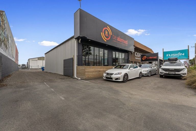 Photo of property in 2/139 Totara Street, Riccarton, Christchurch, 8041