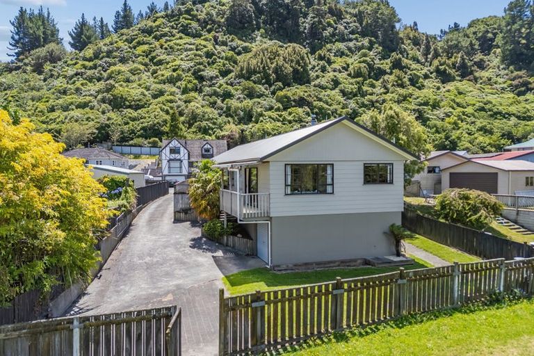 Photo of property in 2/84 Gillespies Road, Birchville, Upper Hutt, 5018