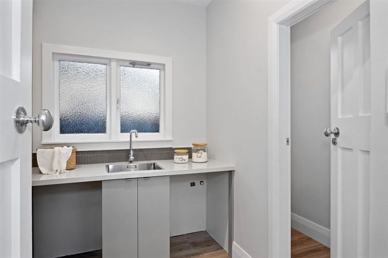 Photo of property in 164 Opawa Road, Hillsborough, Christchurch, 8022