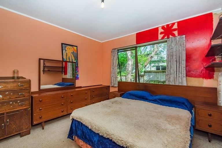 Photo of property in 45 Tauhinu Road, Greenhithe, Auckland, 0632