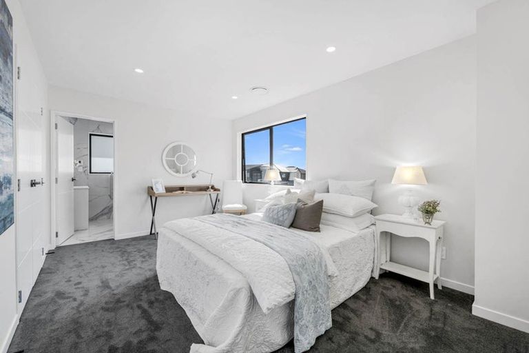 Photo of property in 15 Drumaness Road, Flat Bush, Auckland, 2019