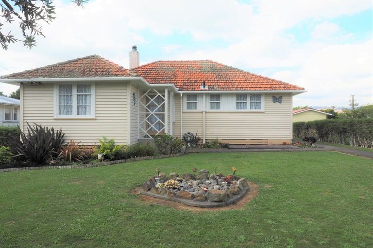 Photo of property in 77 Stout Street, Shannon, 4821