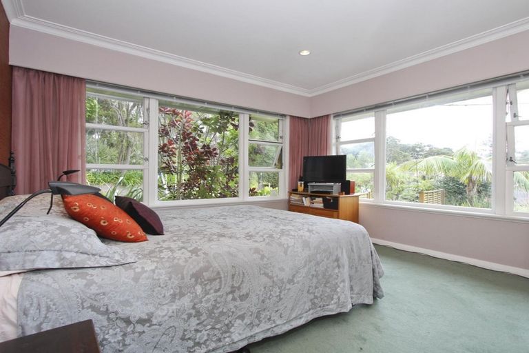 Photo of property in 238 Old Titirangi Road, Titirangi, Auckland, 0604