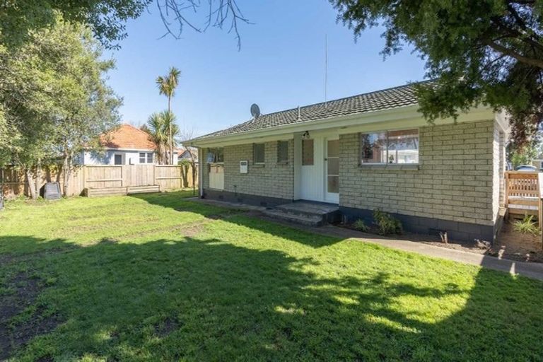 Photo of property in 5a Howden Road, Fairfield, Hamilton, 3214