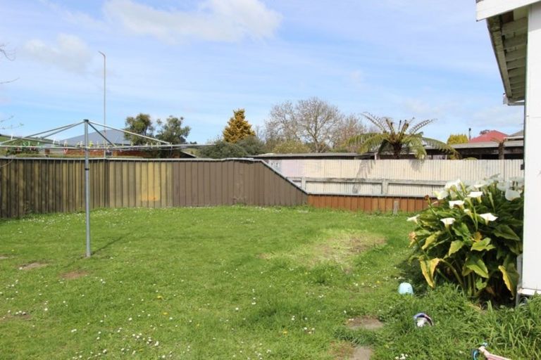 Photo of property in 71 Sedcole Street, Pahiatua, 4910