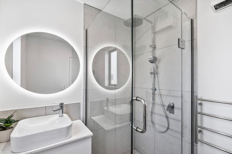 Photo of property in 1/146 Blenheim Road, Riccarton, Christchurch, 8041