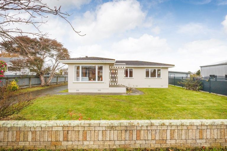 Photo of property in 12 Mersey Street, Rongotea, 4476