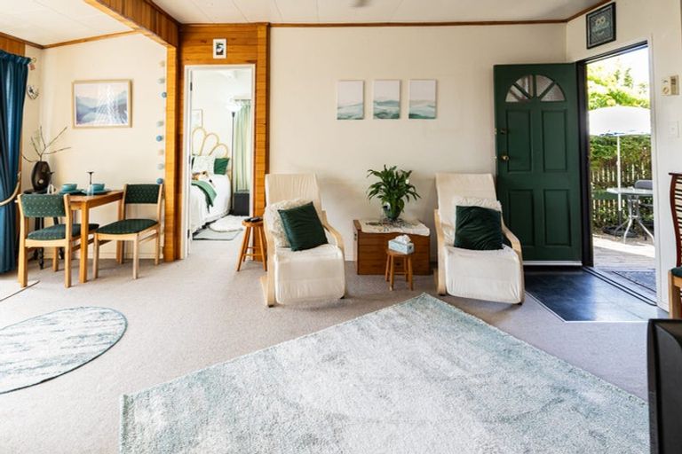 Photo of property in 2/37 Hinemoa Avenue, Taupo, 3330