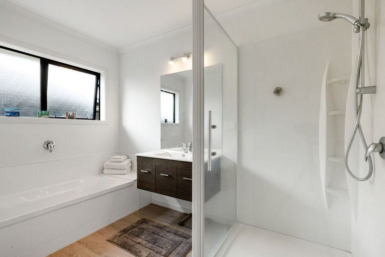 Photo of property in 46 Norfolk Drive, Cambridge, 3434