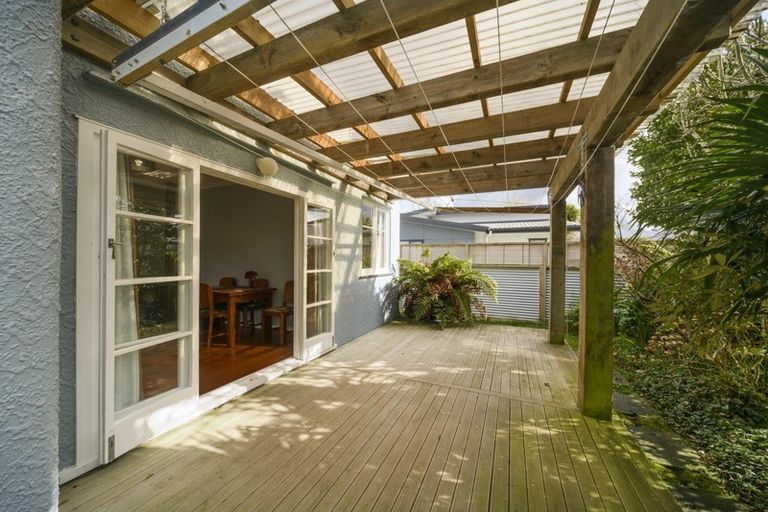 Photo of property in 40 Manawatu Street, Hokowhitu, Palmerston North, 4410
