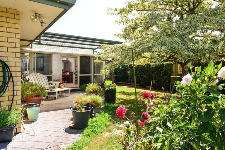 Photo of property in 15 Glen Cree Avenue, Rototuna, Hamilton, 3210