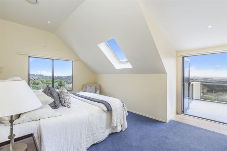 Photo of property in 1 Michael Bosher Way, Flat Bush, Auckland, 2019