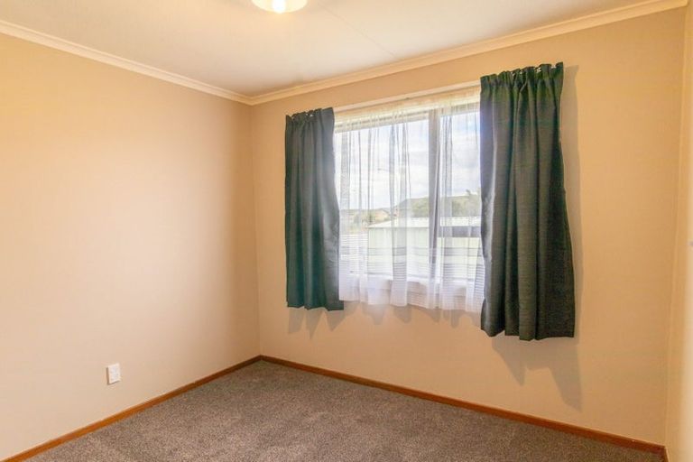 Photo of property in 6 Braemar Street, Kew, Invercargill, 9812