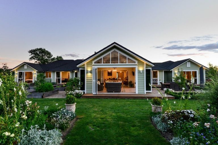 Photo of property in 2 Green Haven Lane, Tamahere, Hamilton, 3283