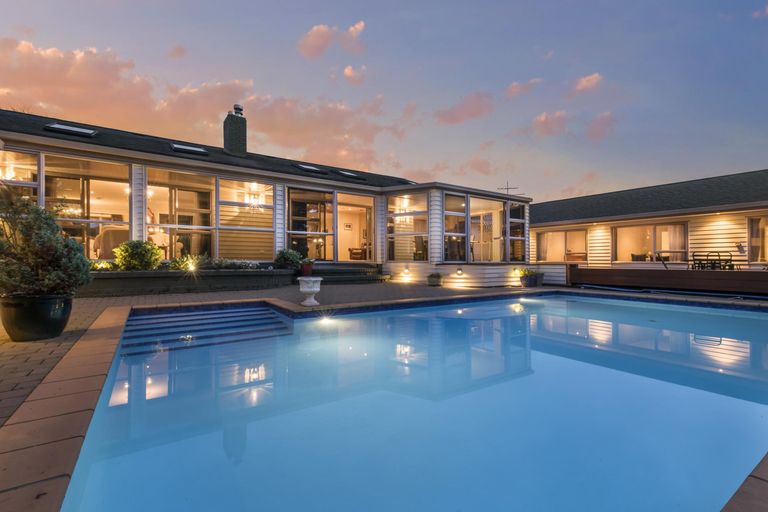 Photo of property in 20 Lemonwood Place, The Gardens, Auckland, 2105