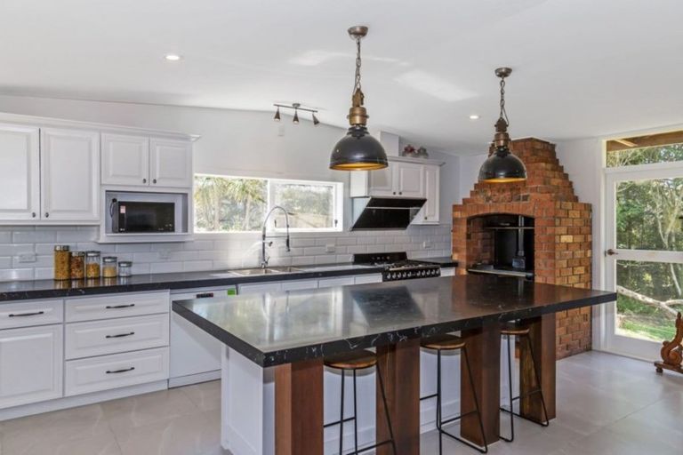 Photo of property in 76 Brookdale Road, Riverhead, Albany, 0793