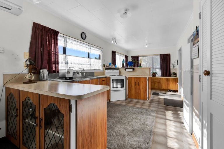 Photo of property in 1 Towai Street, Inglewood, 4330