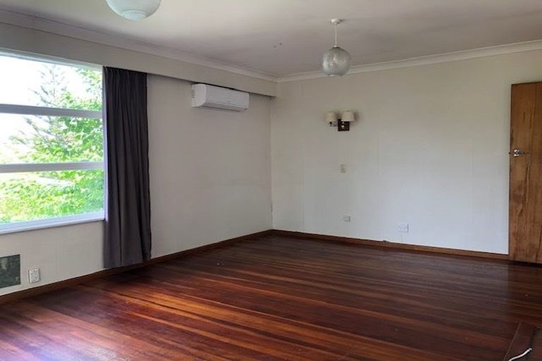 Photo of property in 4 Bevyn Street, Castor Bay, Auckland, 0620