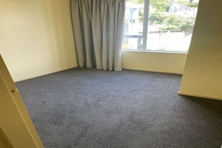 Photo of property in 146 Mark Avenue, Grenada Village, Wellington, 6037