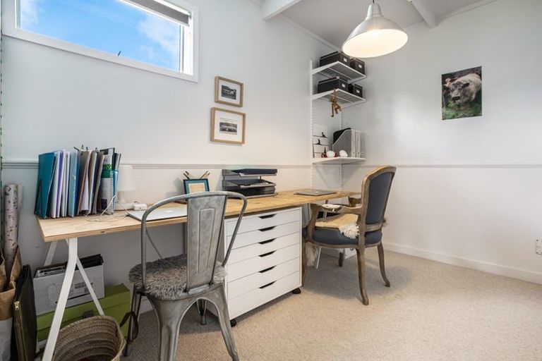 Photo of property in 2/13 Waitemata Road, Hauraki, Auckland, 0622