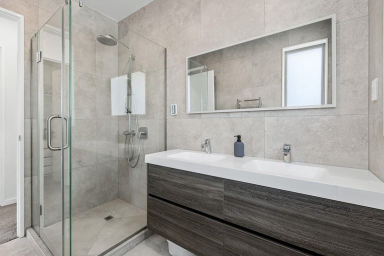Photo of property in 1 Ringi Lane, Orewa, 0931