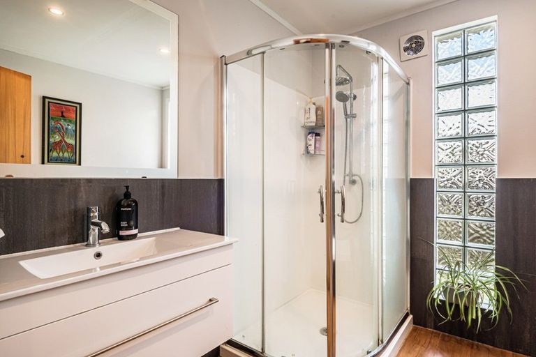 Photo of property in 4 Fifeshire Street, Belmont, Auckland, 0622