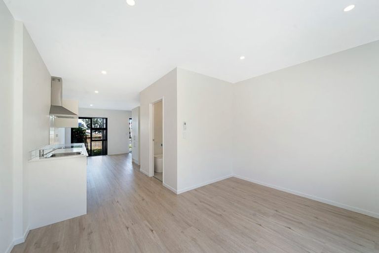 Photo of property in 148 Mcleod Road, Te Atatu South, Auckland, 0610