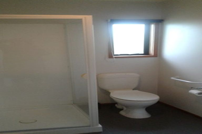 Photo of property in 22 Marina View, Paremata, Porirua, 5026