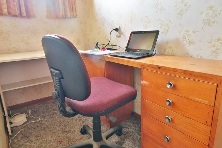 Photo of property in 37 York Road, Riversdale, 9776