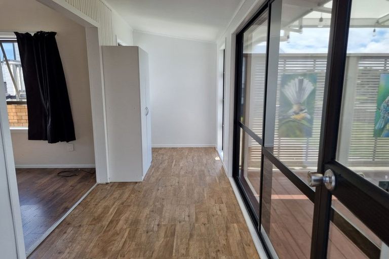 Photo of property in 5 Kotuku Place, Snells Beach, 0920