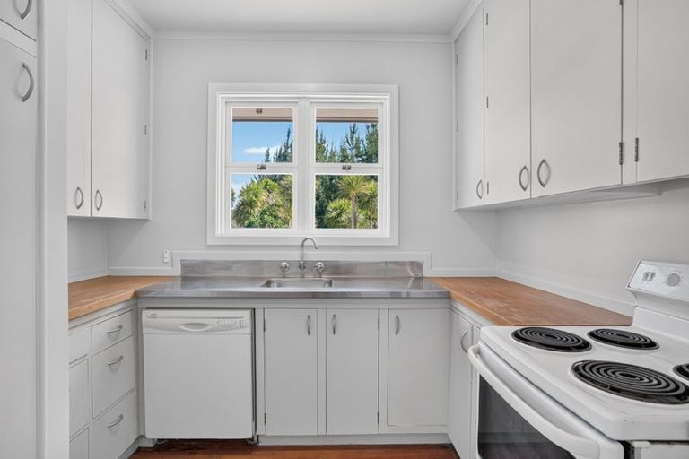 Photo of property in 960a Oneriri Road, Kaiwaka, 0573