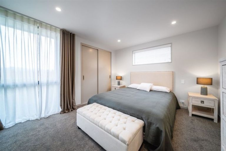 Photo of property in 52 Mount Linton Avenue, Wanaka, 9305