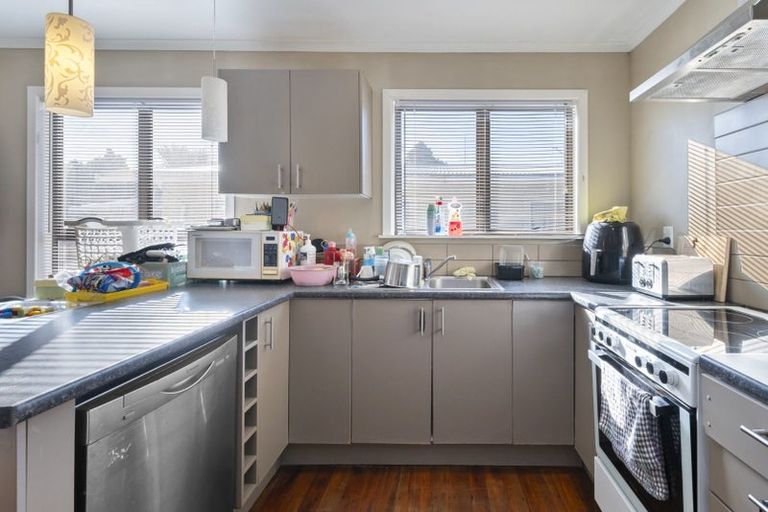 Photo of property in 5 Churchill Avenue, Feilding, 4702