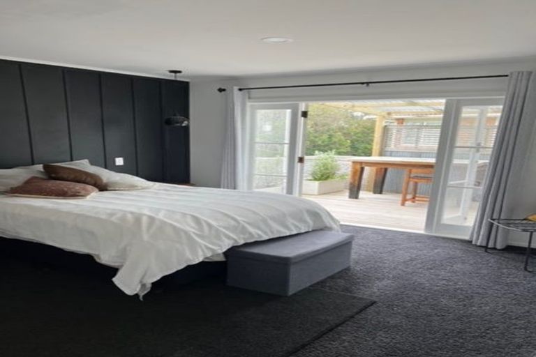 Photo of property in 55 Marellen Drive, Red Beach, 0932