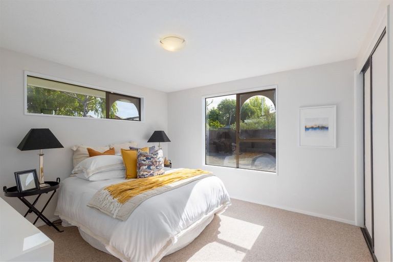 Photo of property in 35 Karnak Crescent, Russley, Christchurch, 8042