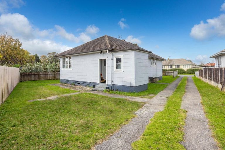 Photo of property in 29 Paul Crescent, Fairfield, Hamilton, 3214