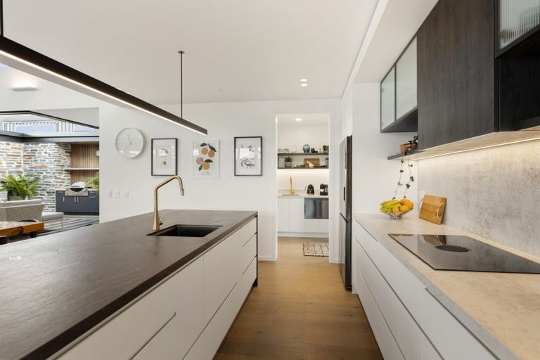 Photo of property in 29 Kahu Crescent, Whitianga, 3510