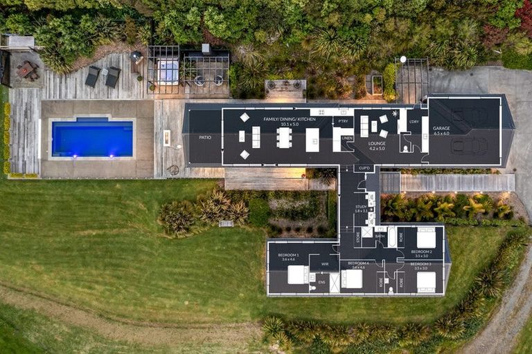 Photo of property in 56 Hull Road, Waitoki, Kaukapakapa, 0871