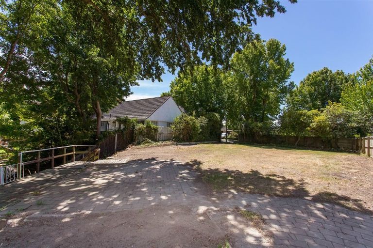 Photo of property in 57 Parkstone Avenue, Ilam, Christchurch, 8041