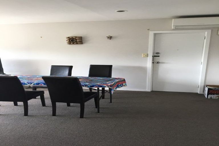 Photo of property in 4/107 Holly Road, St Albans, Christchurch, 8014