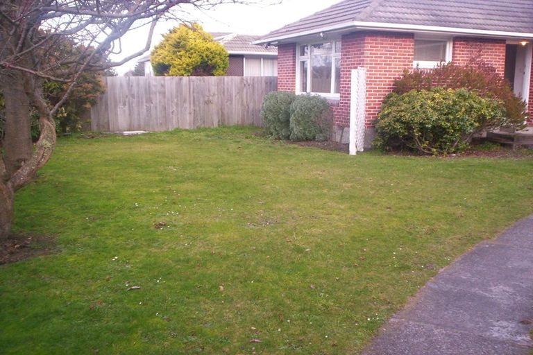 Photo of property in 83 Isleworth Road, Bishopdale, Christchurch, 8053