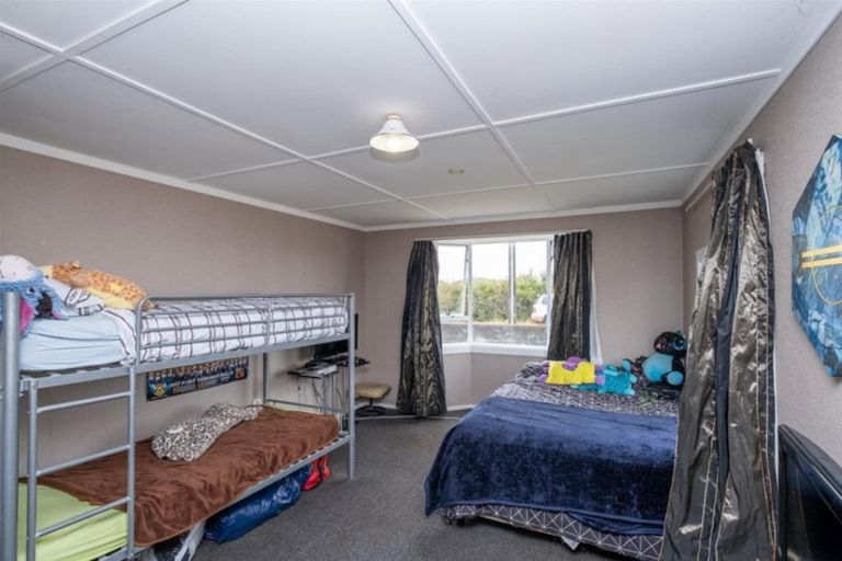 Photo of property in 9 Domain Road, Toko, Stratford, 4392