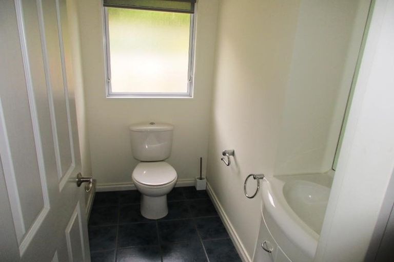 Photo of property in 155 Winara Avenue, Waikanae, 5036