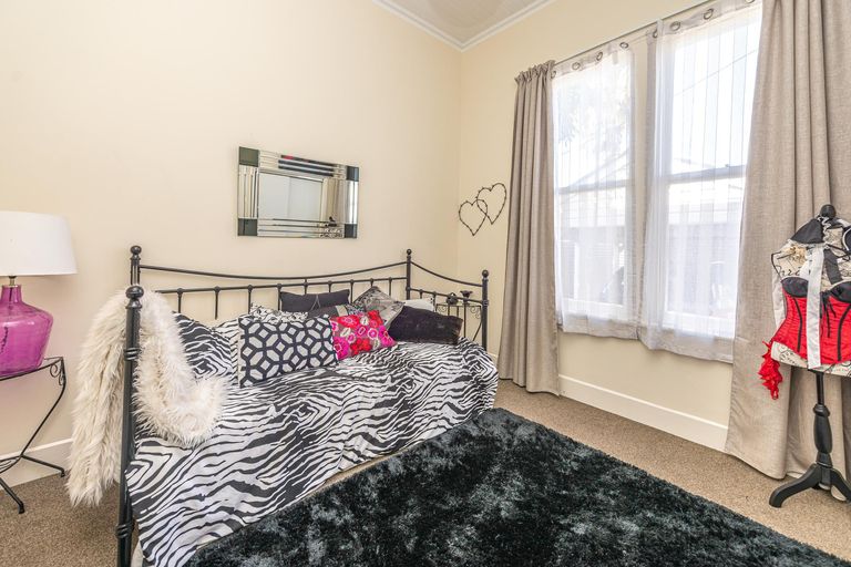 Photo of property in 72 Niblett Street, Whanganui, 4500