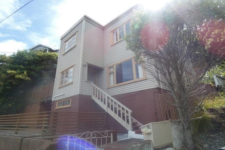 Photo of property in 92 Sutherland Road, Melrose, Wellington, 6023