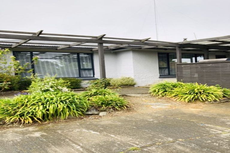 Photo of property in 61 Half Mile Road, Tuatapere, 9620